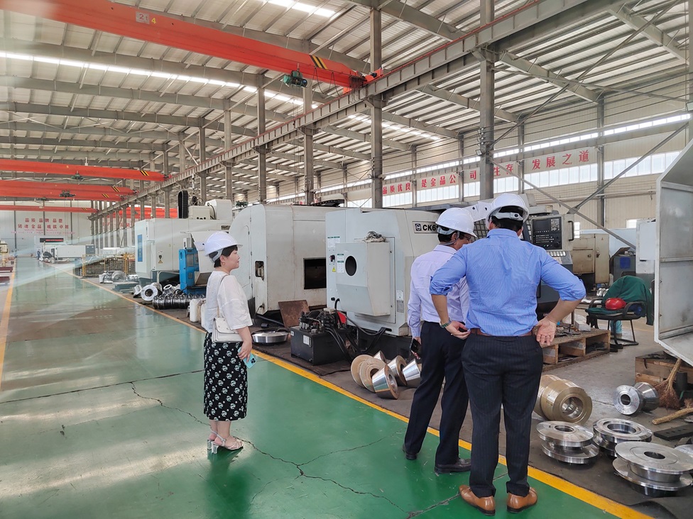 印度客户来济南金品轧辊模具有限公司考察并洽谈轧辊项目3.jpg
